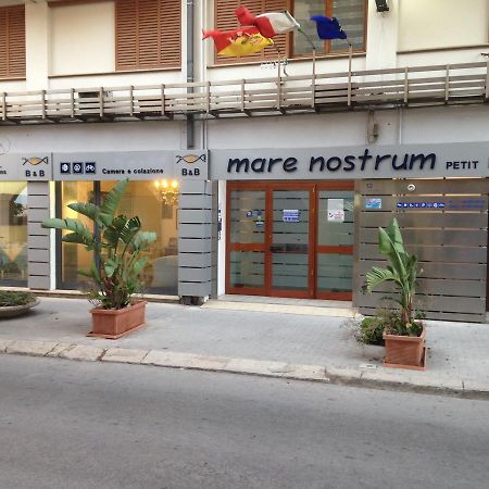 Mare Nostrum Petit Hotel Pozzallo Exterior foto